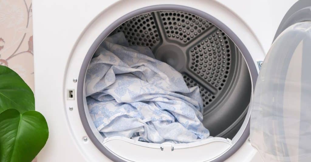 How to clean dryer inside