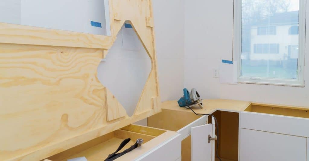 how to cut formica countertop without chipping