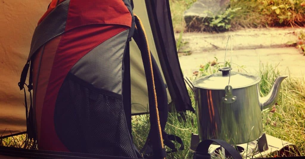 How to fix a zipper on a backpack without tools