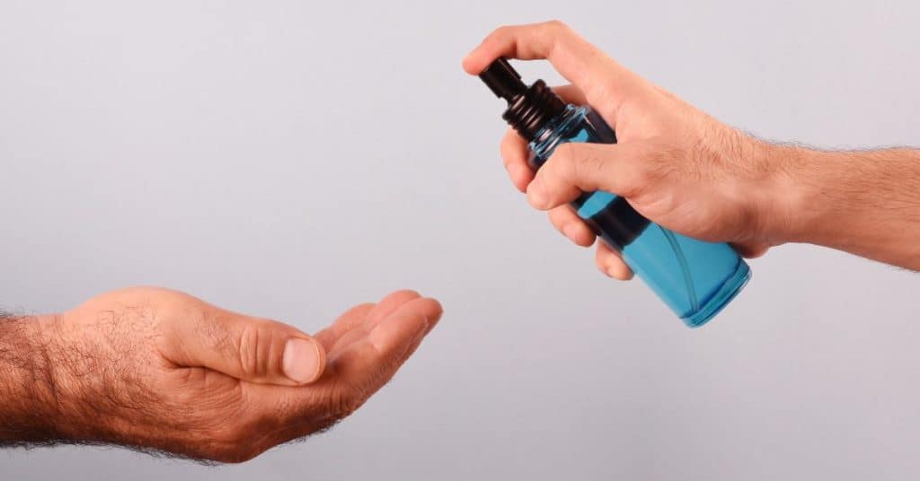 How to make disinfectant spray with vinegar