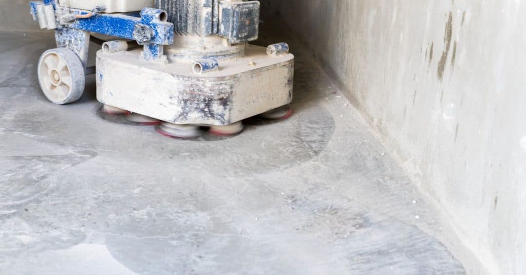 How to smooth concrete after it dries