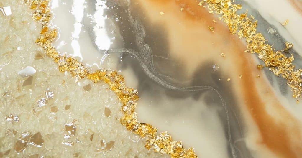 How to mix epoxy resin without bubbles