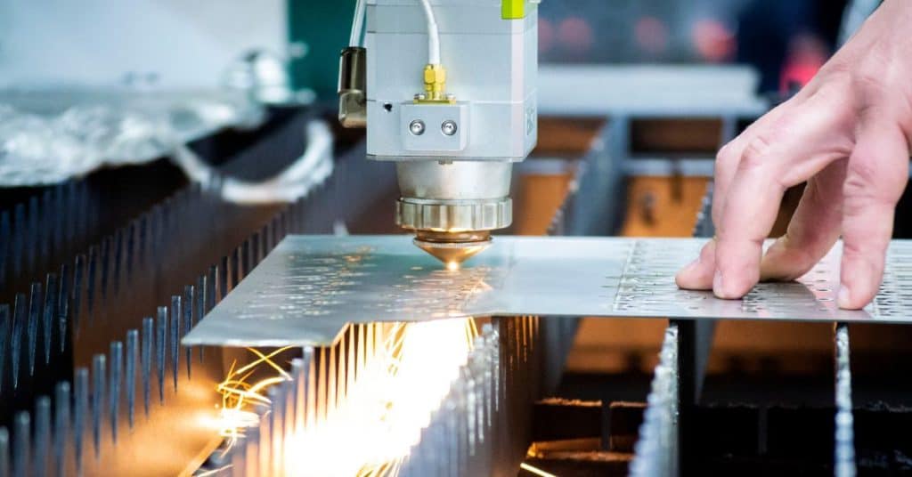 how to cut acrylic sheet at home