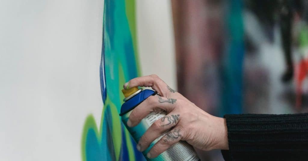 How long does spray paint last