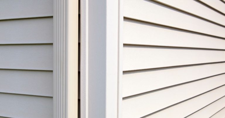 How many pieces of 8.25 hardie siding in a square ...