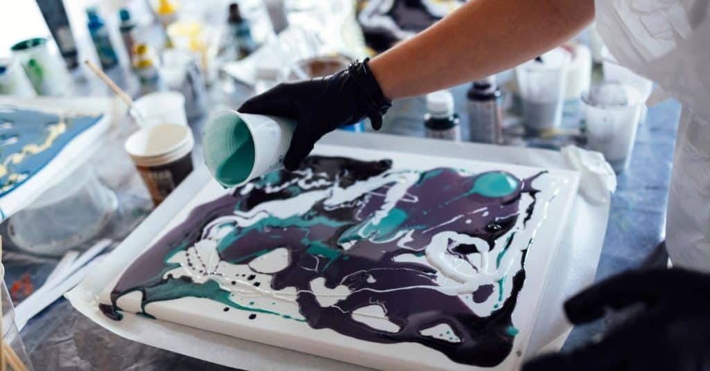 Will paint thinner melt plastic