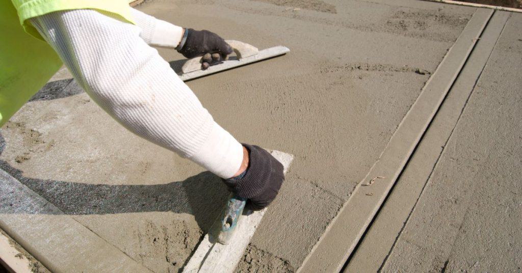 How to treat a concrete burn