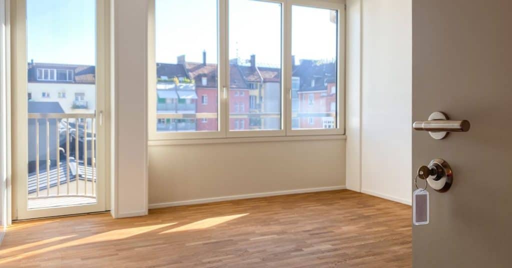 How to Paint Vinyl Windows Black A Complete Guide