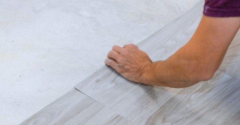 Does Vinyl Plank Flooring Expand? Learn More - craftingwithconcrete.com