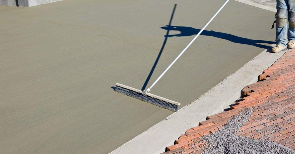 Does Concrete Expand When It Dries? Explained - craftingwithconcrete.com