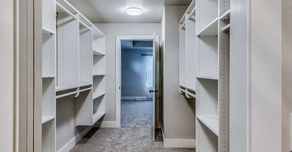Easy Guide to Removing Closet Shelves - craftingwithconcrete.com