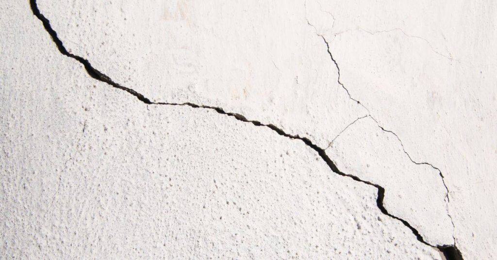Stucco Cracks: the Myth of ‘just Cosmetic’ Damage That Can Cost You Thousands